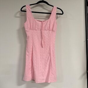 Elegant Pink Sleeveless Dress